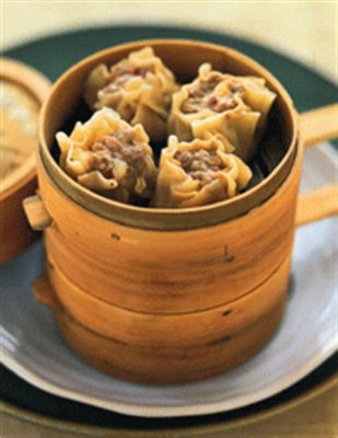  Shao Mai de Caranguejo: Uma Explosão de Sabores Delicados em Cada Mordida!